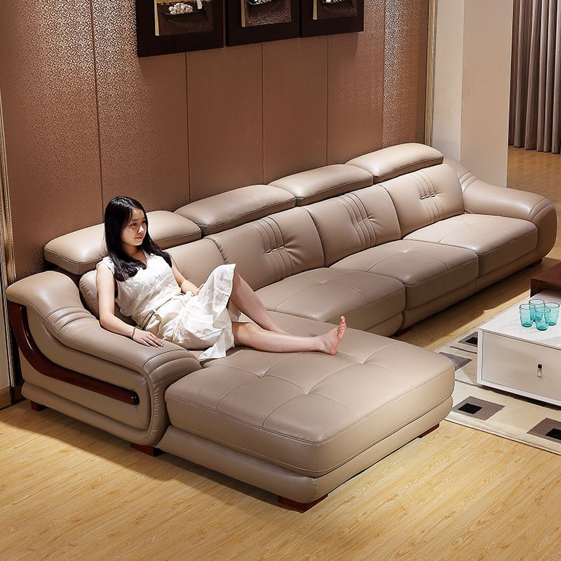 Sẽ chẳng dễ chịu gì khi nằm ngồi trên một chiếc ghế sofa bẩn thỉu và đầy rệp. Vì thế hãy vệ sinh định kỳ.