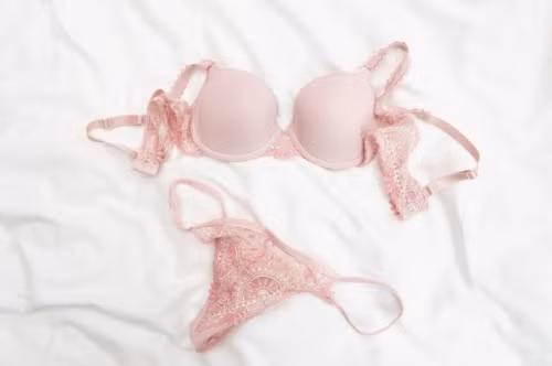 Điểm sai lầm chết người của chị em khi giặt đồ lót - Hình 2 Diem sai lam chet nguoi cua chi em khi giat do lot-Hinh-2