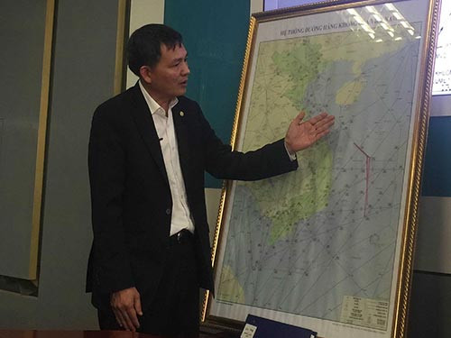 May bay Trung Quoc uy hiep vung bay TP HCM