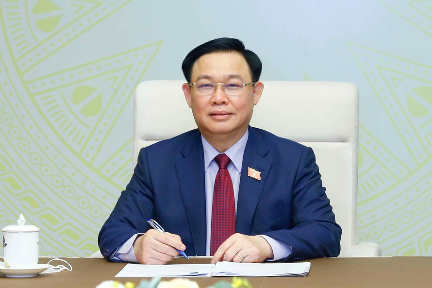 Vac xin Sputnik V cua Nga co the se duoc san xuat ngay tai Viet Nam