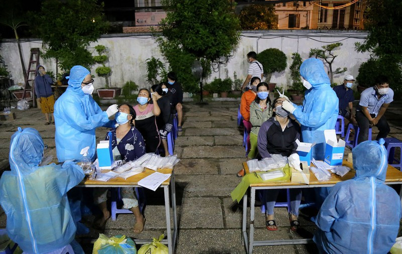 Benh nhan COVID-19 tu vong o Go Vap tung tam soat nCoV, ket qua am tinh