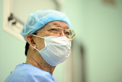 Buoc ngoat cuoc doi GS. Tran Dong A - “Cuu tinh” cua benh nhi di tat bam sinh-Hinh-2