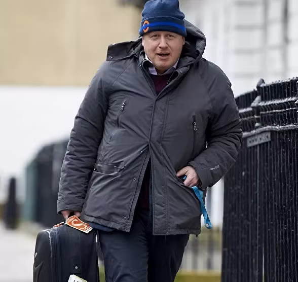 Hình ảnh ông Boris Johnson trên đường về nhà khi còn là Thị trưởng London, năm 2016.