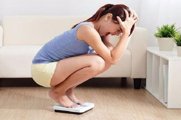 Chính vì vậy, bạn nên mở rèm ngay sau khi thức dậy. Dù chỉ 20 đến 30 phút “tắm nắng” cũng đủ để ảnh hưởng đến chỉ số khối cơ thể.