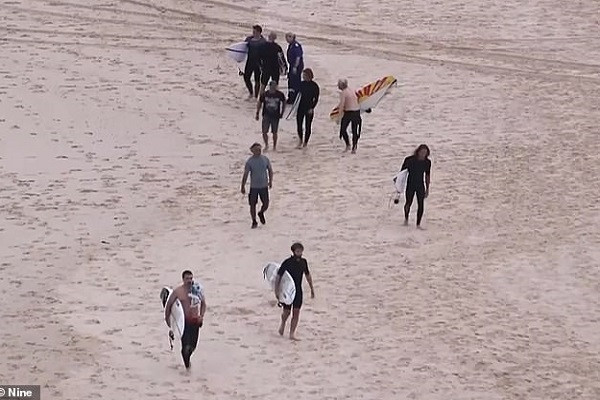 Hai hung ca map can tu vong nguoi luot song-Hinh-2