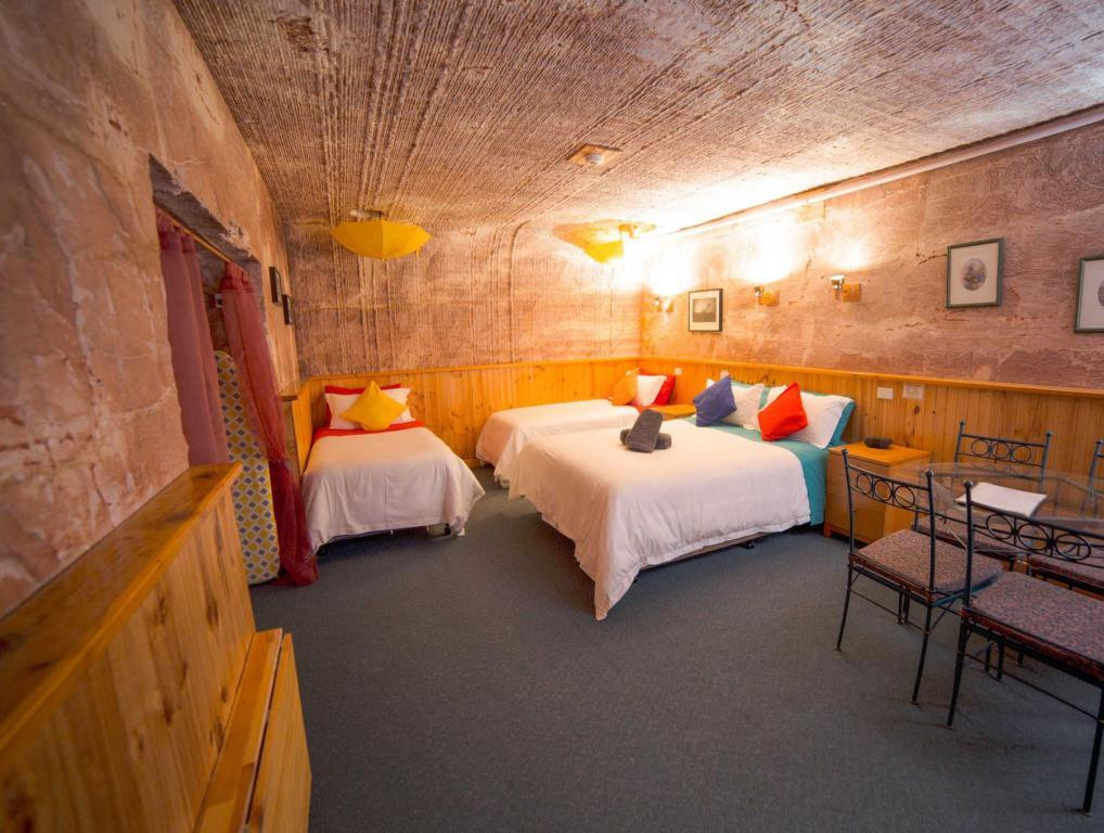 Một phòng khách sạn tại thị trấn