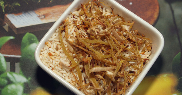 Uong nuoc gao rang voi gung co giam can khong?-Hinh-3