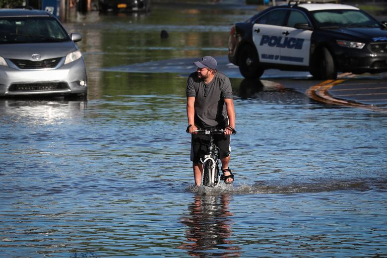 Khon kho cuoc song nguoi dan o New York trong tran lut lich su-Hinh-10