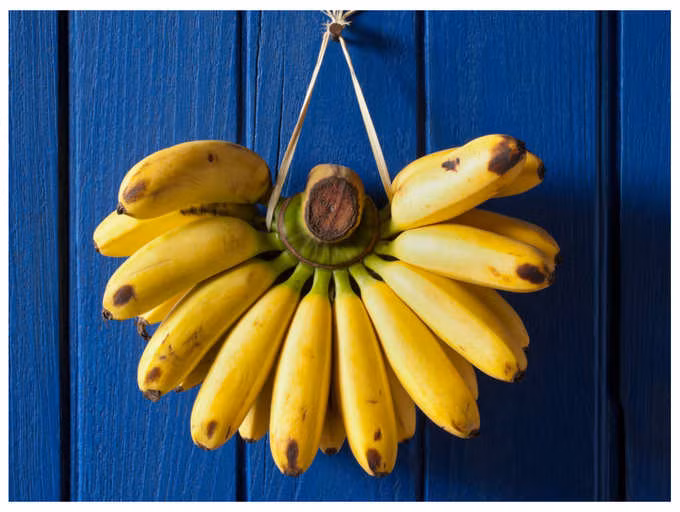 Ngoài ra, vitamin C có thể làm giảm nguy cơ ung thư thực quản. Một quả chuối chứa khoảng 17% hàm lượng vitamin C hàng ngày. Nghiên cứu cho biết, ăn một quả chuối mỗi ngày sẽ không gây hại đến sức khỏe.