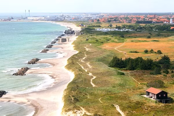 Su that bat ngo quoc gia EU dau tien thoat khoi COVID-19-Hinh-4