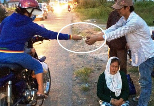 Vach tran thu doan “me benh sap chet” de lua nguoi di duong-Hinh-2