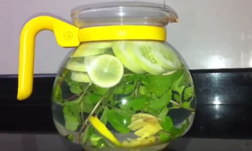 Nước uống giảm mỡ bụng.