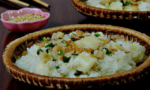 Món xôi sắn thơm nức mũi.