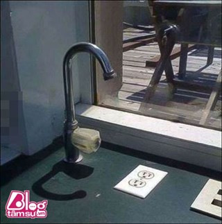 Ai có đủ bản lĩnh để rửa tay dưới vòi nước này?