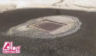Nước sao có thể đọng nổi vào lỗ thoát này...