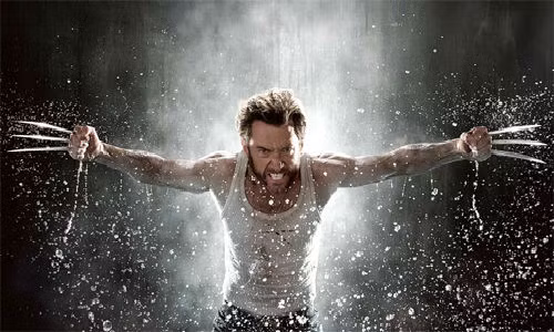 Người Sói với bộ móng vuốt trong phim.