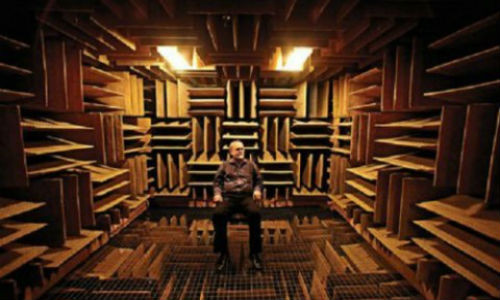 Hình ảnh bên trong căn phòng yên tĩnh nhất thế giới.