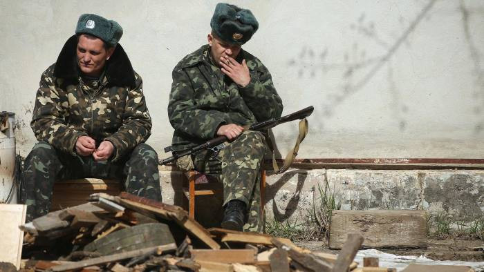 Vậy đã xảy ra chuyện gì, làm thế nào những kết quả này so sánh với những kết quả đề cập ở trên là không rõ ràng. Một người có ấn tượng rằng KIIS đã tổ chức những cuộc khảo sát cho những đối tượng khác hẳn nhau.