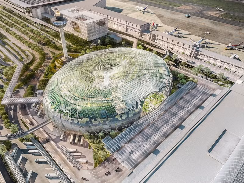 San bay so 1 the gioi: Rong 10 san bong da, ai cung mo uoc den 1 lan