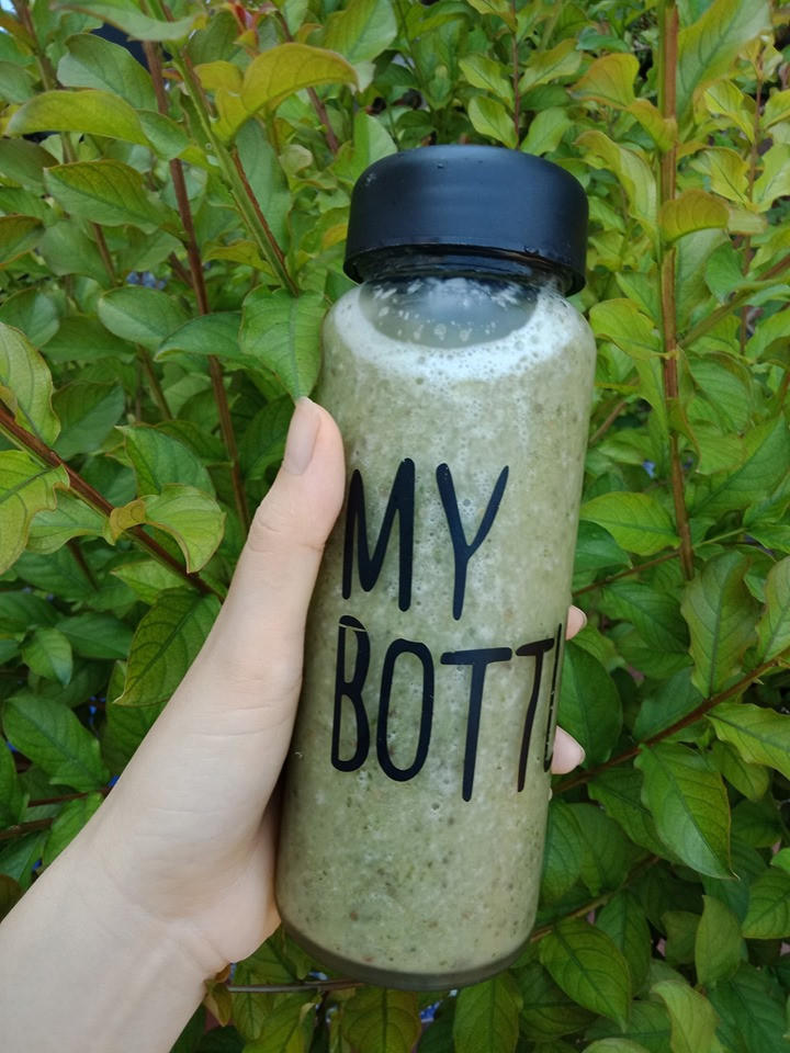 DAY 10: 720ml nước; 90 gram bó xôi; 2 muỗng hạt chia; 2 trái cam (tách múi, bỏ vỏ, bỏ gân trắng); 300 gram xoài cắt nhỏ; 150 gram dâu tây DAY 11: 720ml nước; 90 gram bó xôi; 2 muỗng hạt chia; 300 gram xoài cắt nhỏ; 1 trái chuối; 150 gram nho DAY 12: 720ml nước; 90 gram bó xôi; 2 muỗng hạt chia; 2 trái chuối; 2 quả lê (bỏ vỏ, bỏ hạt); 2 trái cam (tách múi, bỏ vỏ, bỏ gân trắng)