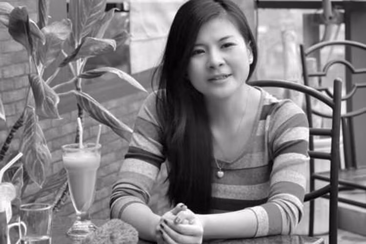 Kim Oanh còn ghi dấu ấn ở lĩnh vực sân khấu kịch. Loạt vai diễn được đánh giá cao của cô gồm: bà phù thủy trong “Macbeth”, Hồng Trang trong “Bóng tối phù dung”, Thủy trong “Người yêu tôi là hoa hậu”, Quỳnh trong “Nhà có ba chị em gái”…Ảnh: VTV