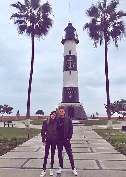 Roberto còn từng nhắn nhủ bạn gái xinh đẹp: “Kể từ khi anh gặp em, em chính là tất cả mọi thứ mà anh tìm kiếm”.