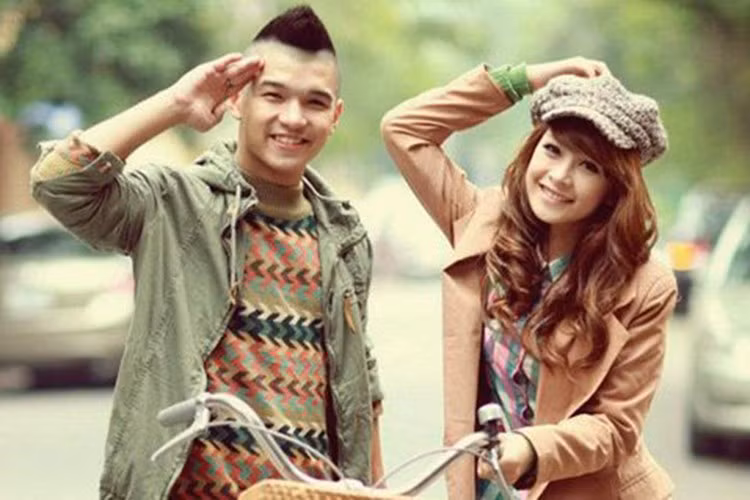 Tuy nhiên, sau 3 năm hẹn hò, Cường Seven và Chi Pu đường ai nấy đi. Cả hai đã không hòa hợp được với nhau. Nam diễn viên kiêm ca sĩ từng chia sẻ, anh và bạn gái đã cố gắng cứu vãn mối quan hệ nhưng mọi thứ đã không thể trở lại như xưa. Ảnh: Vietnamnet