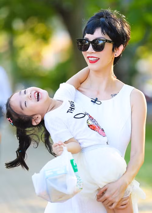 Với Xuân Lan, bé Thỏ chính là món quà tuyệt vời nhất mà thượng đế ban tặng cho cô để giúp cô vượt qua những khó khăn trong cuộc sống.