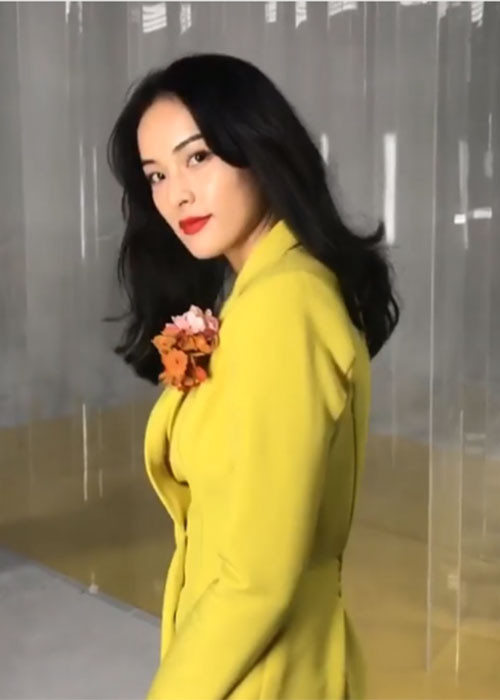 Hạ Vi khẳng định: “Tôi hạnh phúc bởi những gì tôi đang có”.