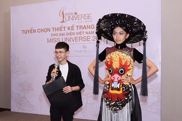 Ông Trần Ngọc Nhật – Trưởng ban tổ chức cuộc thi Hoa hậu Hoàn vũ Việt Nam cho biết phần thi trang phục dân tộc tại Hoa hậu Hoàn vũ Thế giới rất quan trọng và ý nghĩa nên càng chuẩn bị chu đáo thì càng tốt.