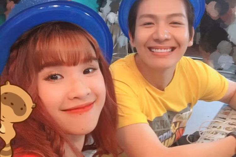 Kelvin Khánh và Khởi My ngày càng dính như sam.