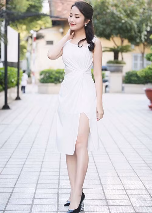 Tình mới tình đồn của Phan Thành có khả năng chơi đàn piano. Trên trang cá nhân, cô thường xuyên đăng tải clip đánh đàn piano được nhiều người khen ngợi.