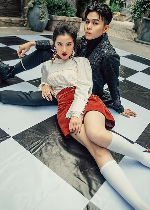 Bạn gái tin đồn của Phan Thành còn là một người mẫu ảnh, đóng các MV ca nhạc. Trong ảnh, cô tham gia diễn xuất trong MV của nam ca sĩ Will.