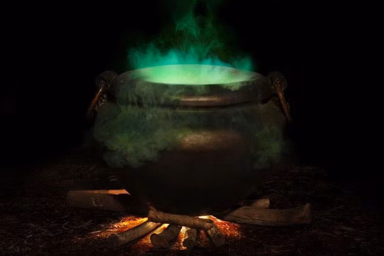 Bí ẩn về vạc đựng linh hồn: Theo một số truyền thuyết của người Celts, sau khi chết, tất cả linh hồn người quá cố sẽ đến chiếc vạc của một bà già - biểu tượng đặc trưng cho tấm lòng của mẹ Trái đất. Tại đó, những linh hồn sẽ chờ đợi để luân hồi, chuyển kiếp. Khi các vị thần khuấy chiếc vạc, những linh hồn mới sẽ vào bên trong và linh hồn cũ được tái sinh.