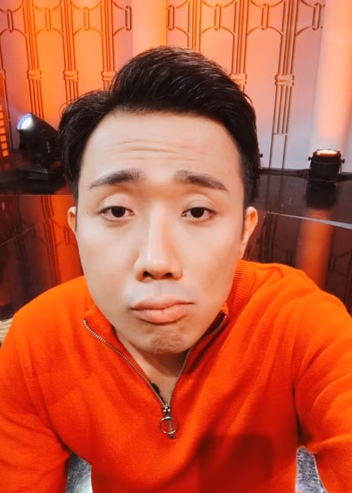 Hot Face sao Viet 24h: Tran Thanh than buon sau on ao