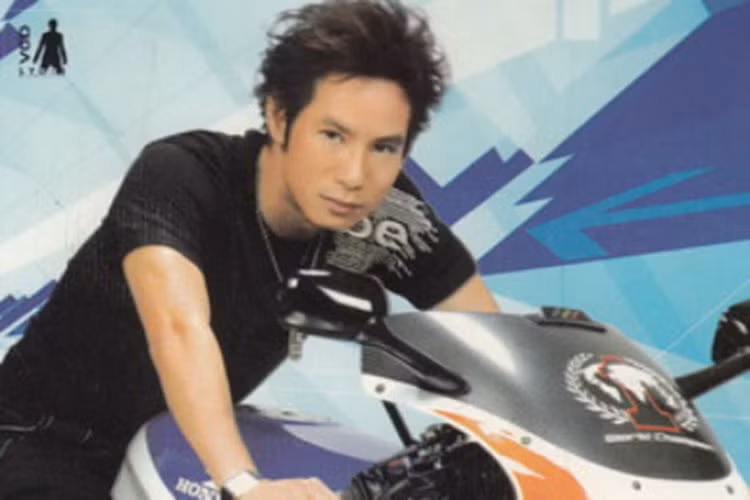 Sau “Trọn đời bên em” phần 1, Lý Hải tiếp tục cho ra 9 phần nữa liên tục cho đến năm 2010. Thành công của series này đã giúp nam ca sĩ sinh năm 1968 trở thành nghệ sĩ đắt show nhất nhì showbiz. Ảnh: Vietnamnet