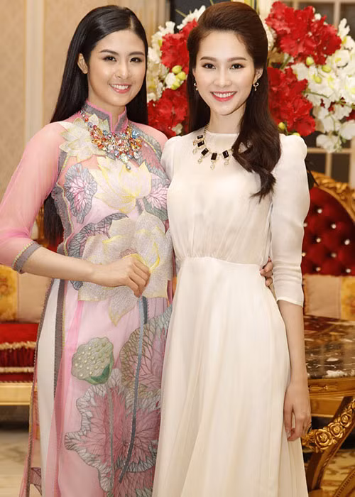 Ngọc Hân và Đặng Thu Thảo bắt đầu trở nên thân thiết khi Ngọc Hân làm giám khảo cuộc thi Hoa hậu Việt Nam 2014 còn Đặng Thu Thảo là giám khảo khách mời. Ảnh: Đời sống pháp luật