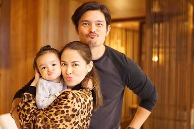 "Mỹ nhân đẹp nhất Philippines" Marian Rivera và Dingdong Dantes kết hôn cuối năm 2014 sau 5 năm hẹn hò.