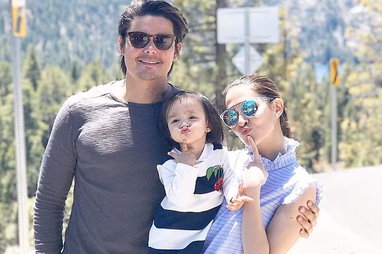 Trên trang cá nhân, vợ chồng Marian Rivera và Dingdong Dantes thường xuyên khoe ảnh thiên thần nhỏ của mình.