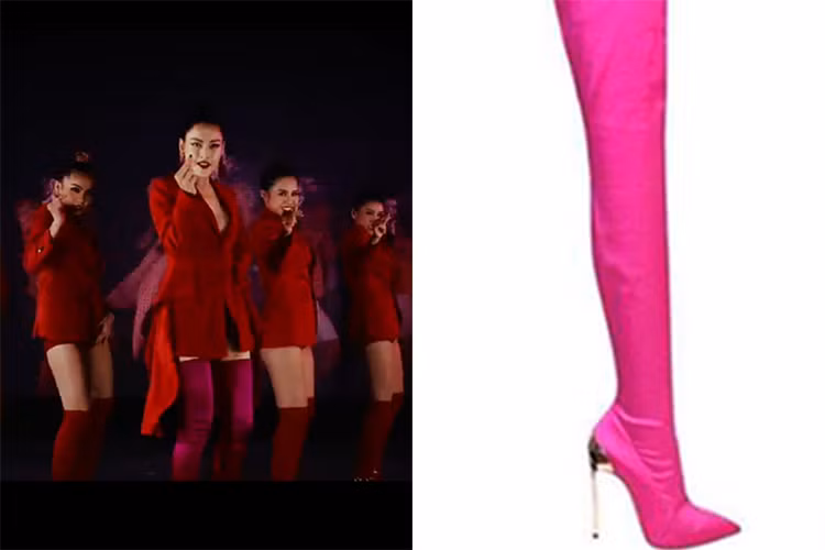 Nữ diễn viên kết hợp áo blazer đỏ với boot cao cổ của thương hiệu Casadel, có giá 25 triệu đồng. Ảnh: chụp màn hình