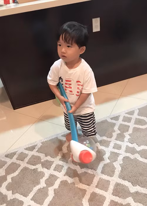 Con trai Ngọc Quyên lần đầu để tóc ngắn kể từ khi chào đời.