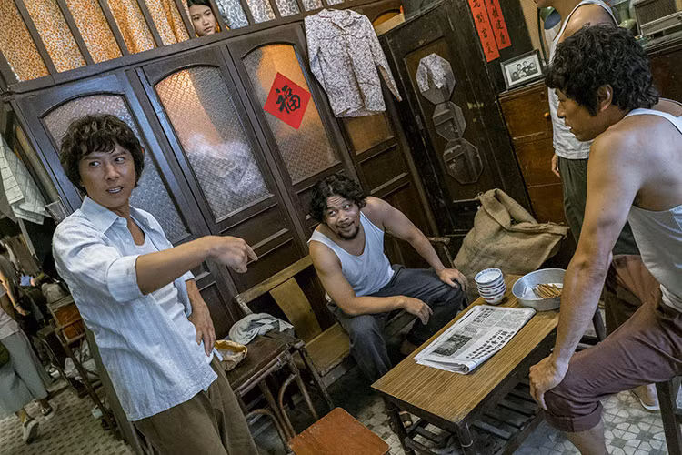 Bên cạnh Chân Tử Đan và Lưu Đức Hoa, "Trùm Hương Cảng" còn có sự góp mặt của các diễn viên thực lực: Huỳnh Nhật Hoa, Trịnh Tắc Sĩ, Khương Hạo Văn, Lưu Hạo Long, Châu Lệ Kỳ, Hồ Nhiên…