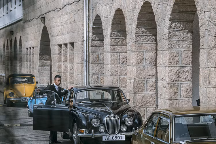 Vai diễn Lôi Lạc đầu tiên đã mang lại cho Lưu Đức Hoa đề cử Nam diễn viên chính xuất sắc nhất tại Hong Kong Film Awards 1992.