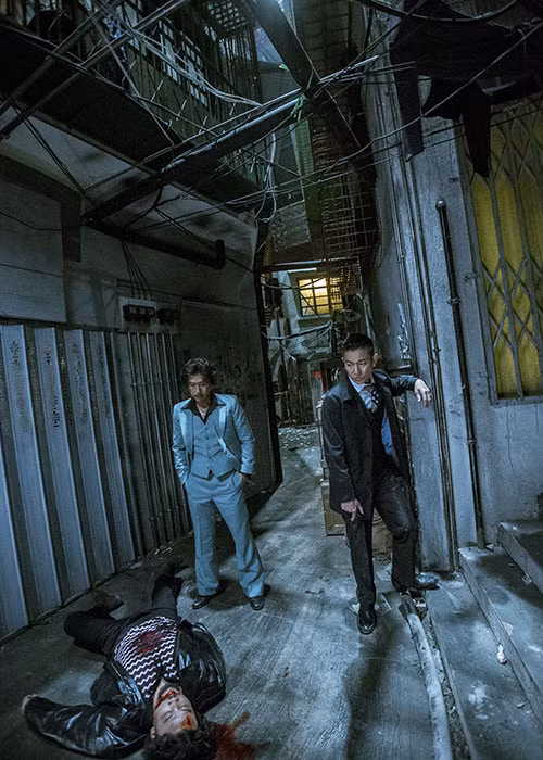 Dù đều là những nhân vật có thâm niên trong nghề thế nhưng đây chính là lần đầu tiên Chân Tử Đan và Lưu Đức Hoa (phải) hợp tác cùng nhau trong một tác phẩm điện ảnh.