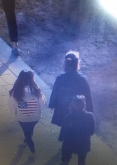 Theo Sina, rạng sáng nay, Song Hye Kyo đã có mặt tại khách sạn Shilla - nơi hôn lễ của cô được tổ chức. Ảnh: Sina