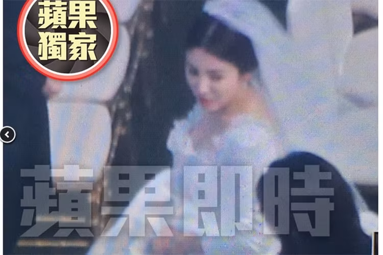 Song Hye Kyo và Song Joong Ki chỉ mời 300 khách gồm người thân và bạn bè đến tham gia hôn lễ. Ảnh: Apple Daily