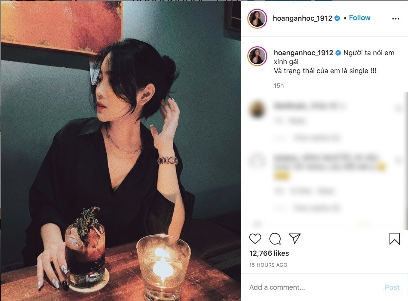 Cũng trong hôm qua, bạn gái Hoàng Anh Ốc của Văn Hậu cũng đăng ảnh kèm dòng chữ "Người ta nói em xinh gái. Và trạng thái của em là single". Điều này khiến mọi người đồn đoán rằng cả 2 đã đường ai nấy đi.