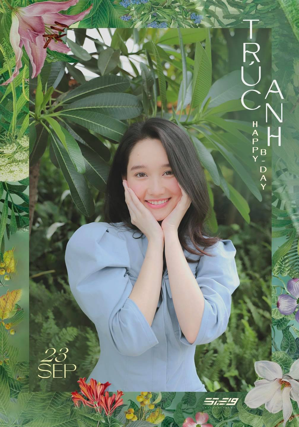 Mới đây, St.319 fanpage đã đăng bài chúc mừng sinh nhật Trúc Anh - hot girl "Mắt biếc", đồng thời chào đón cô nàng đến với đại gia đình mới này.