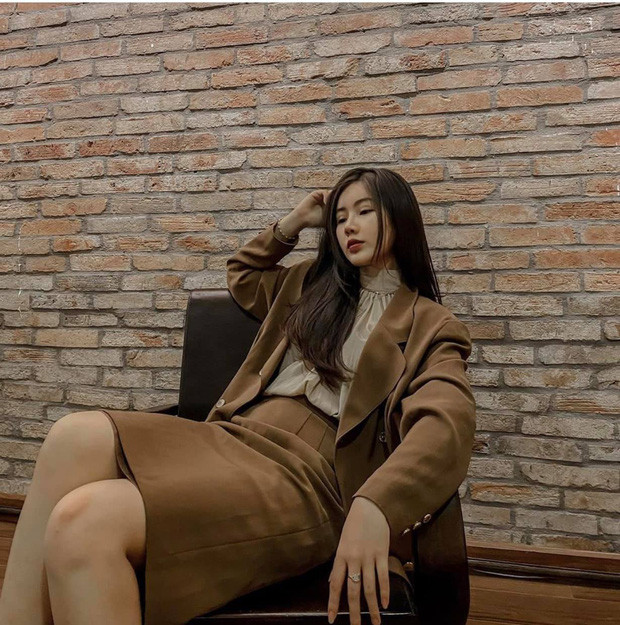 Khi mua đồ si Ý Như hạn chế mua những đồ ren, bánh bèo vì theo cô nàng những đồ này rất khó kiếm được đồ nhìn mới và đẹp.