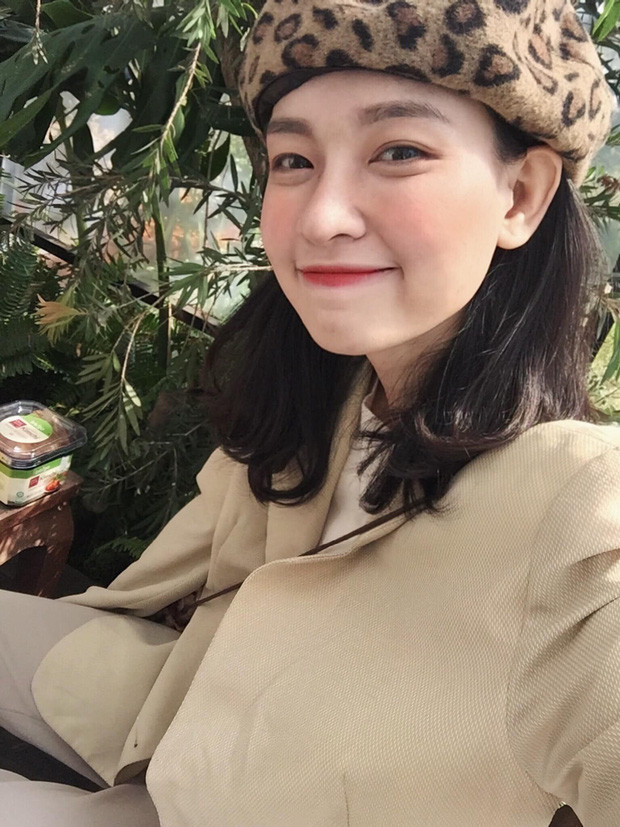 Là một biên tập viên truyền hình với mức thu nhập ổn định, tuy nhiên Minh Tâm lại có sở thích với những món đồ si lúc nào không hay.